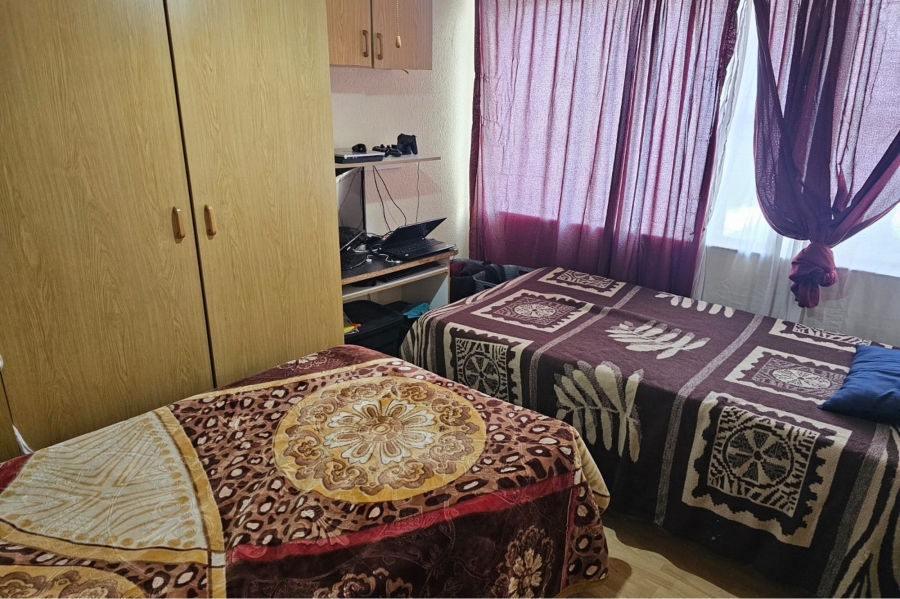 2 Bedroom Property for Sale in Fairfield Estate Western Cape
